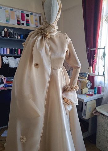 Bej İşlemeli Uzun Kollu Uzun Elbise - Görsel 5