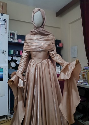 Bej Uzun Kollu Drapeli Kadın Abiye - Görsel 5