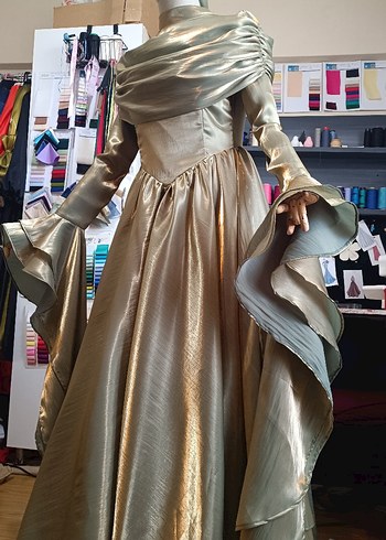 Uzun Kollu, Yüksek Yakalı Gotik Kadın Elbisesi - Görsel 8