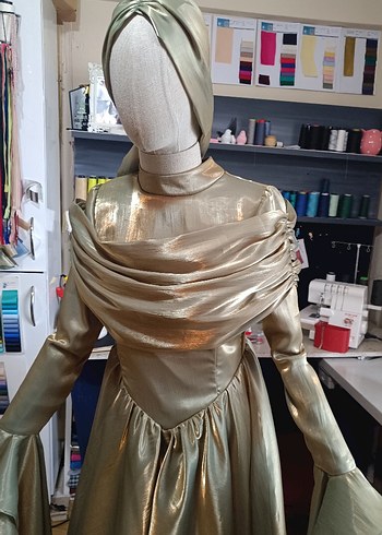 Uzun Kollu, Yüksek Yakalı Gotik Kadın Elbisesi - Görsel 7