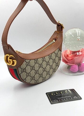  Beden Gucci Ophidia GG mini bag