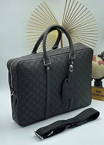 LOUIS VUITTON DOCUMENT BAG