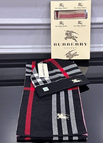 Winter Hat AND Scarf Set BURBERRY 