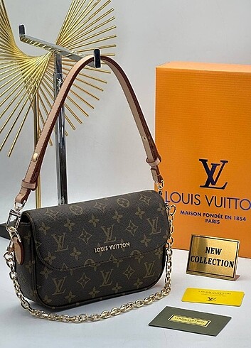 Louis Vuitton LOUIS VUİTTON PRODUCTS BY