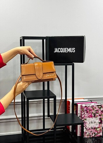 Jacquemus LE GRAND BAMBINO JACQUEMUS !