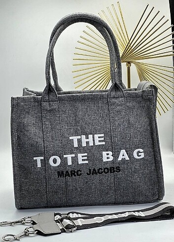 Diğer THE TOTE BAG MARJACOBS 