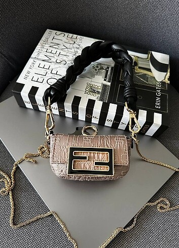 Beden çeşitli Renk FENDI - NANO Baguette Charm mini