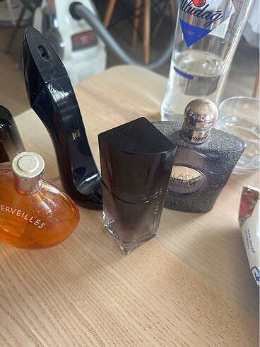  Beden Orjinal parfüm şişeleri