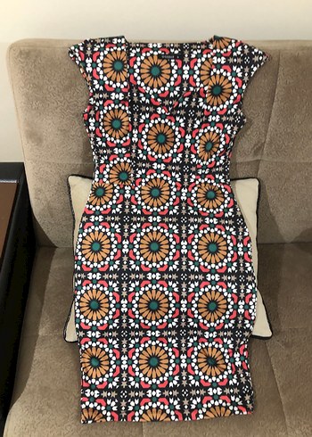 Boncuk İşlemeli Uzun Desenli Kadın Kalem Elbise - Görsel 3