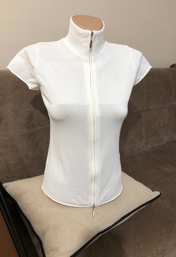 Beyaz Yarım Kollu Fermuarlı Mini Yelek - Görsel 2