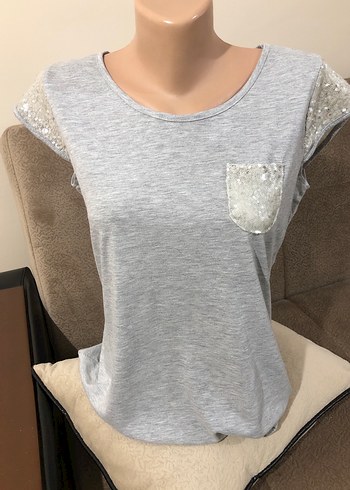 Kısa Kollu Gri Dantel Detaylı Kadın Bluz - Görsel 4