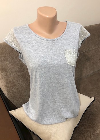 Kısa Kollu Gri Dantel Detaylı Kadın Bluz - Görsel 6