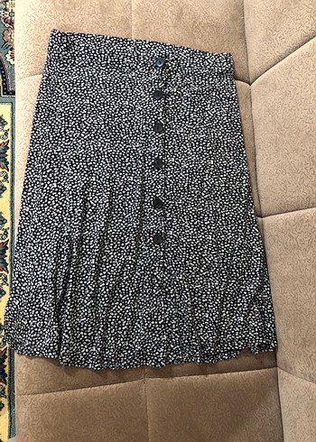 Düğmeli Siyah Puantiyeli Midi Etek - Görsel 3