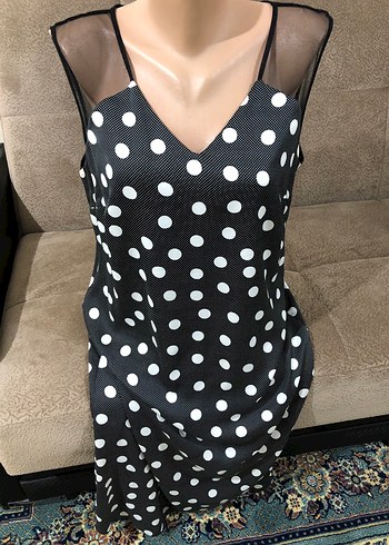 Zincir Detaylı Puantiyeli Siyah Uzun Elbise - Görsel 16