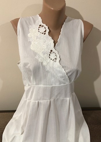 Nakışlı ve Pilili Beyaz Keten Uzun Elbise - Görsel 9