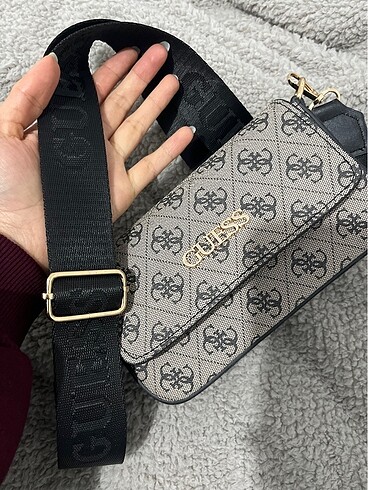 Beden çeşitli Renk Guess çanta