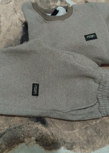 Erkek Çocuk Sweatshirt ve Eşofman Takımı - Görsel 3