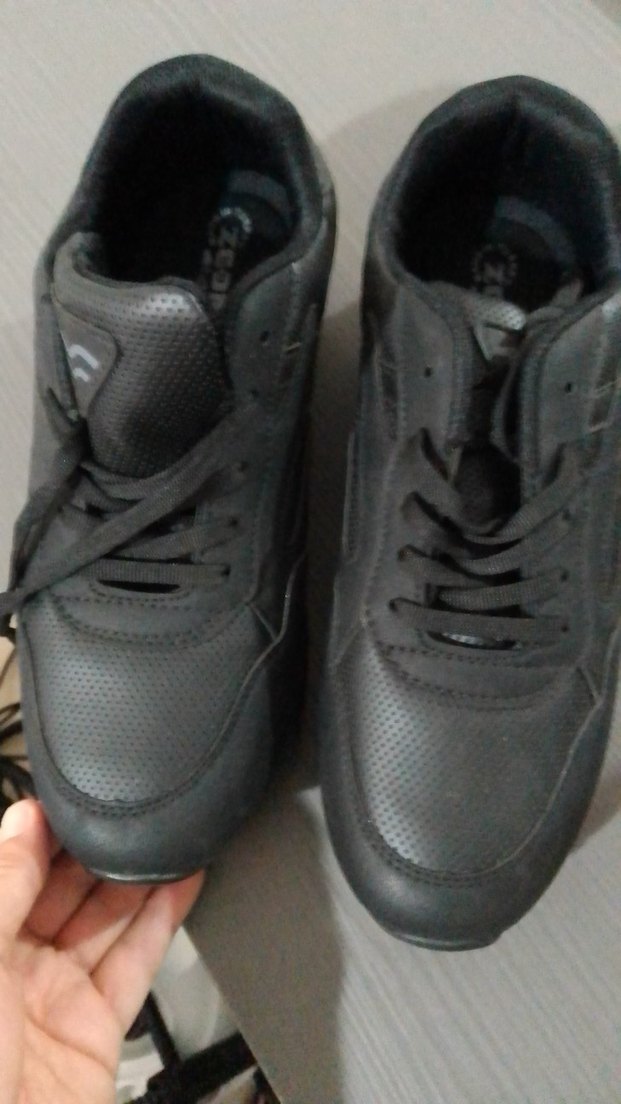 Siyah Bağcıklı Kadın Spor Ayakkabı - Görsel 2