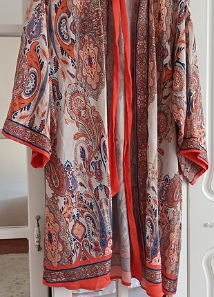 Desenli kimono