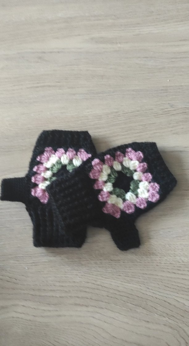 Renkli Örgü Parmaksız Kadın Eldiveni - Görsel 2