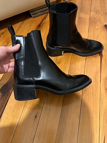 Zara bot
