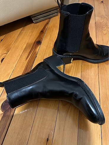36 Beden Zara bot