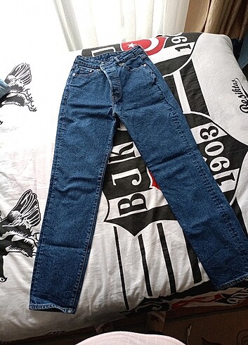 H&M Kadın Lacivert Mom Jean