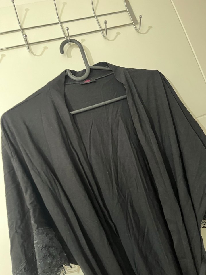 Siyah Gotik Midi Sabahlık - Görsel 2