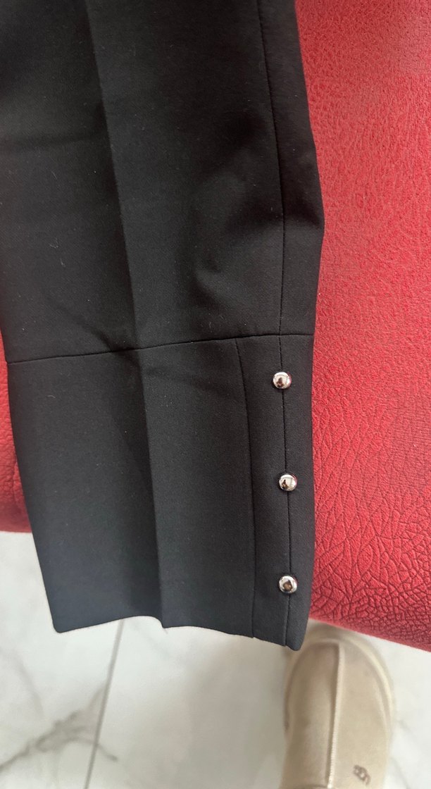 Siyah Düğmeli Midi Kumaş Kadın Pantolon - Görsel 2