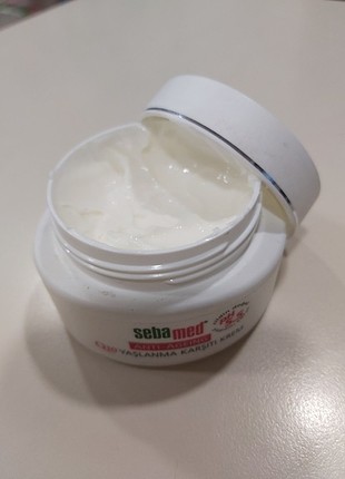 Sebamed Sebamet kirisik karaiti krem