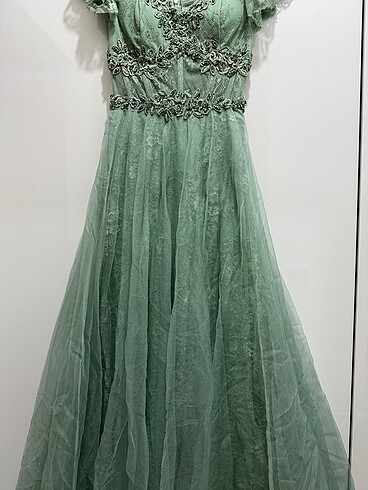 Abiye elbise 1 kez giyildi - Görsel 2