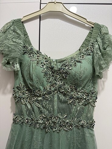 Abiye elbise 1 kez giyildi - Görsel 3