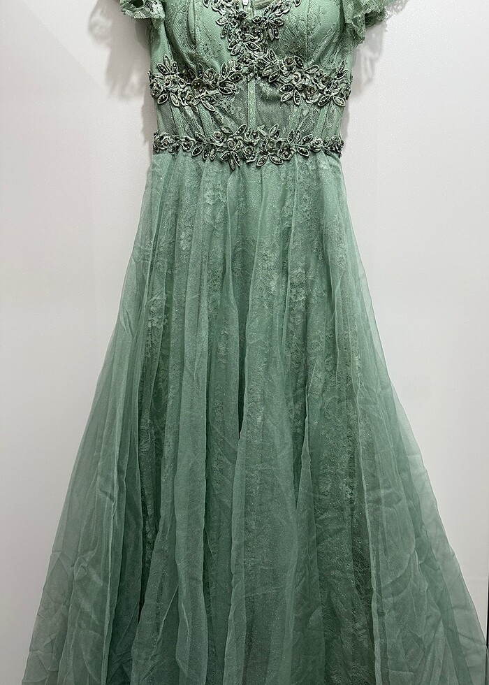 Abiye elbise 1 kez giyildi - Görsel 2