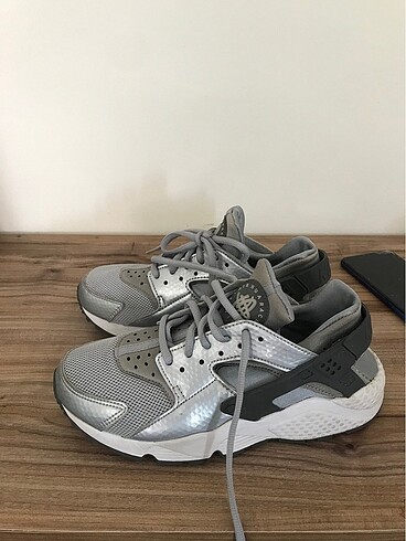 Nike spor ayakkabı