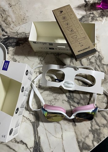 Beyaz Tokalı Yüzme Gözlüğü Yüzüğü Gözlüğü - Görsel 4