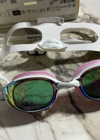 Beyaz Tokalı Yüzme Gözlüğü Yüzüğü Gözlüğü - Görsel 3