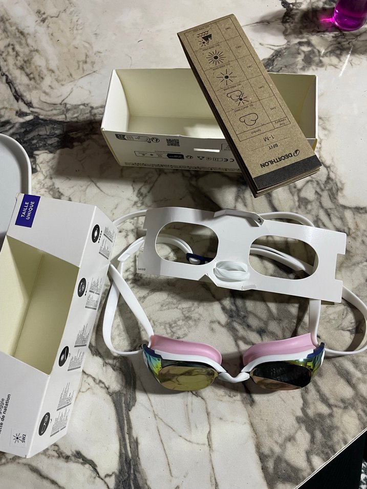 Beyaz Tokalı Yüzme Gözlüğü Yüzüğü Gözlüğü - Görsel 4