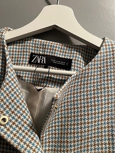 Zara Kareli crop blazer ceket