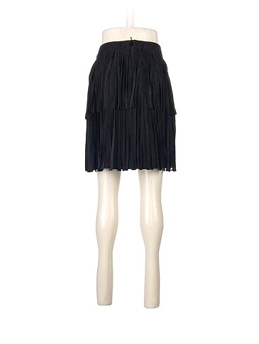 34 Beden H&M Mini Etek %70 İndirimli.