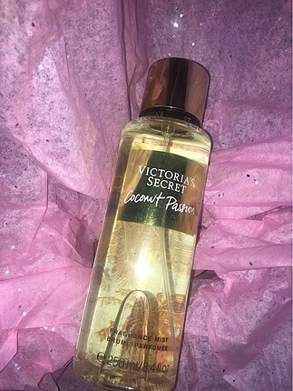 Victoria?s Secret Coconut Passion