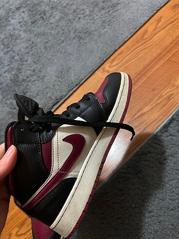 38,5 Beden bordo Renk jordan ayakkabı