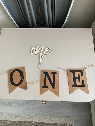 One bunner ve one pasta süsü