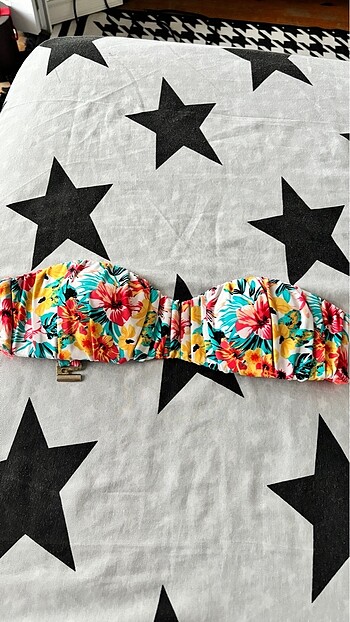 Bikini üstü