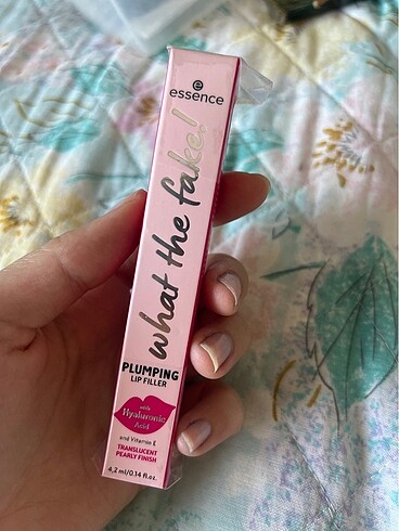 Essence what the fake dolgunlaştırıcı lipgloss