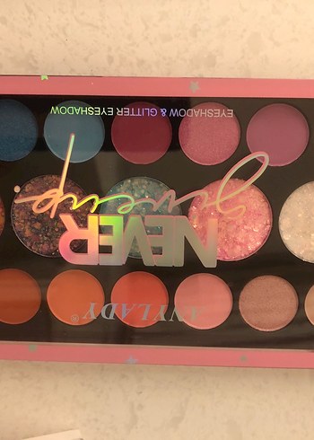 Canlı Çok Renkli Göz Farı Paleti - Görsel 2