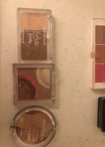 Wet n Wild Transparan Makyaj Bazı 25 ml - Görsel 16