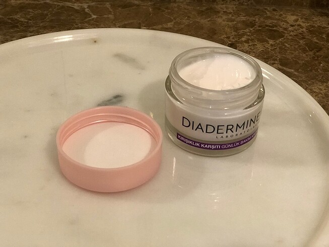 Diadermine