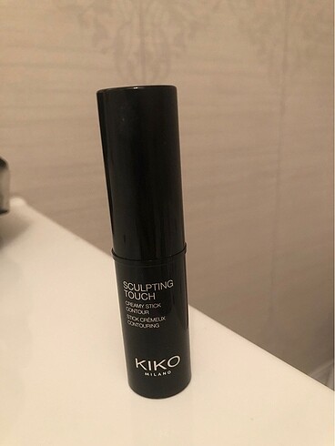 Kiko kontur 201