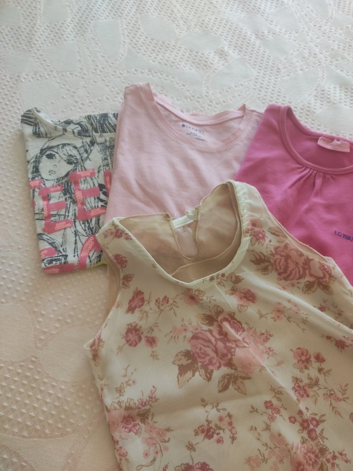 6 adet tişört 4-5 yaş yırtık sökük vs yok.iyi durumdalar - Görsel 3