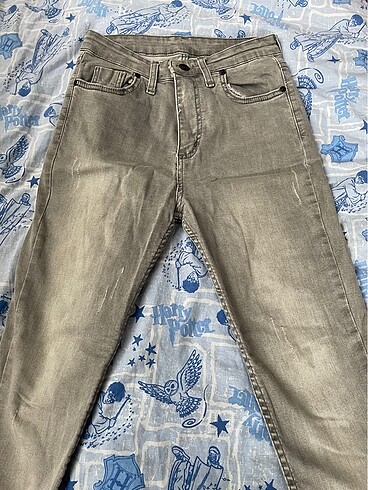 Gri pantolon